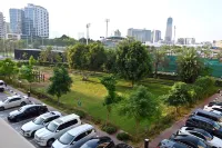 Arabian Park Dubai, an Edge by Rotana Hotel - parking