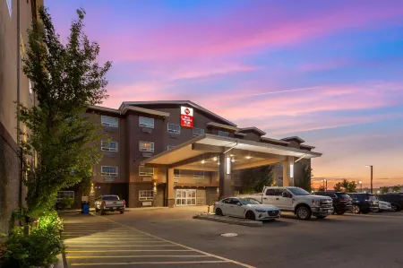 Best Western Plus Fort Saskatchewan Inn  Suites