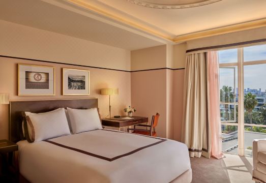 5. 선셋 타워 호텔..