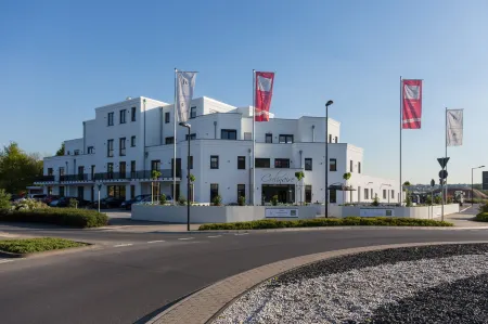 K-Apart Hotel & Boardinghouse Отели в г. Хюрт