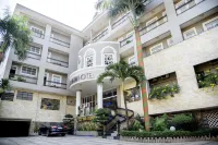 Ha Trinh Hotel Hotels near Tạp Hóa - Phòng Trọ, Cô Tuyết