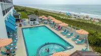 Crystal Coast Oceanfront Hotel - Beach