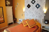 Hôtel Select Hotels in Eyguieres