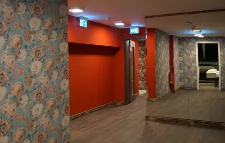 Mycologne Отели в г. Кельн