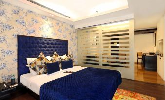 Mosaic Hotel, Noida