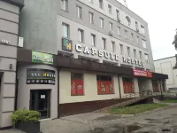 풀 하우스 캡슐 호스텔 Intercession Cathedral 주변 호텔