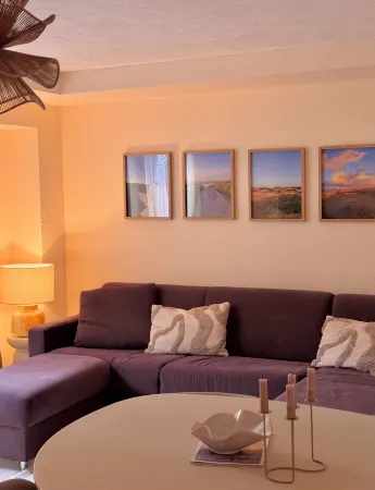 Our cozy Sea Buckthorn Suite 2 minutes walk to the sea Отели в г. Лангеог