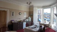 Lindean Guest House - 4-Star