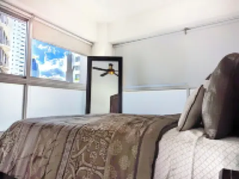 Yc 701 l Amazing Building on Balboa Avenue