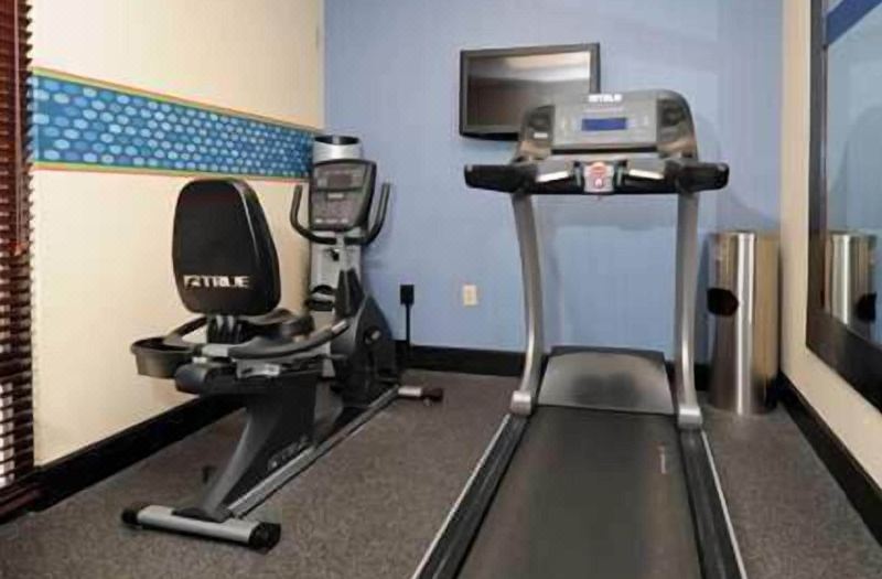 Hampton Inn Morganton photo 3