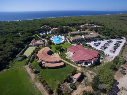 Horse Country Resort Congress & Spa - Hotel Ribot Hotels in Torre Dei Corsari