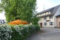 Gasthof Zur Friedenseiche Hotels in Spremberg