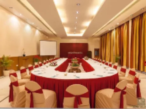 Hotel Hilltone Hotels in Mount Abu
