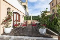 River Chateau Hotel Hotels near Mini Market Alimentari Frutta& Verdura
