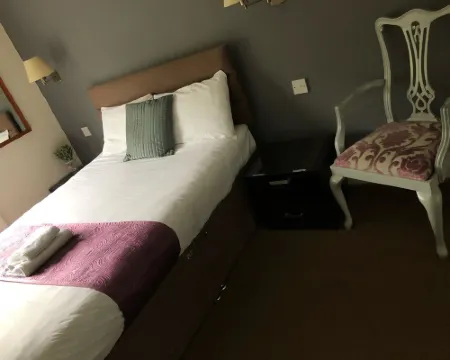 Gateway Lodge Hotels in Cleckheaton