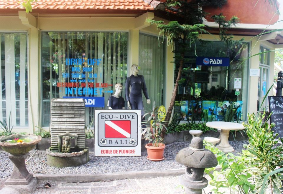 아메드 카페 앤드 호텔 케분 와얀 객실