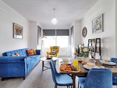 Lovely 2Bed Apartment in Westcliff-on-Sea!
