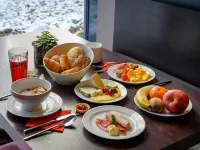 Novotel Suites Muenchen Parkstadt Schwabing Hotels near Scheidplatz underground station