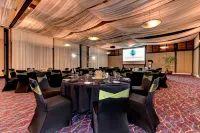 Kingfisher Bay Resort Hotels in Fraser Island