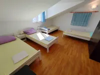 Close to Center Apartment Poly 1 G Hotels in Novalja