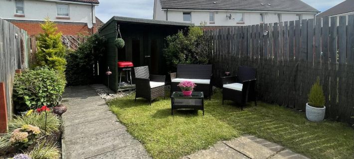 2 Bed House - Sleeps 4 - Garden Parking Wifi Ξενοδοχεία στην πόλη Perth