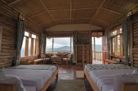 Bwindi Orugano Lodge Hotels in Bufumbira