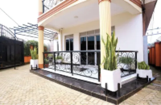 Sarai Hotel