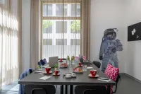 Moxy Darmstadt Hotels in Griesheim