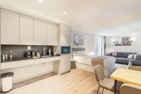 Limehome Madrid Calle de Juan Hurtado de Mendoza Hotel a 