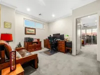 StayAU Pakenham Townhouse with Lakeview Hotels in Pakenham