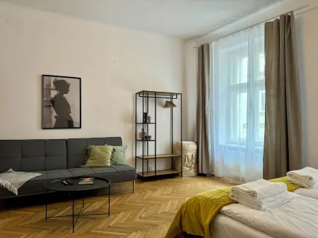 Milla Apartments Отели рядом с достопримечательностью «Горно-металлургическая академия им. Станислава Сташица в Кракове»