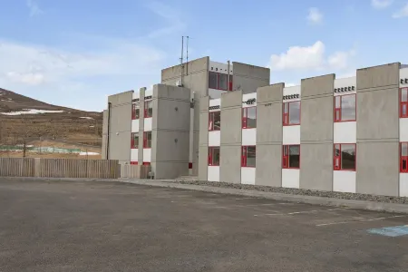 Hunavellir Guesthouse Отели в г. Блондуос