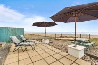 The Coastal Crab - Family-Friendly Three-Bed Beach House in Pevensey