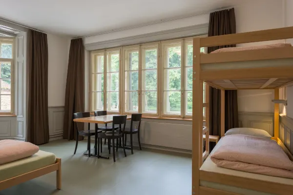 Schaffhausen Youth Hostel Номера Photos