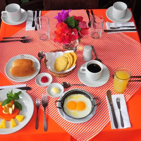 HOTEL MISION SANTA BARBARA