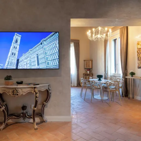 Palazzo Doni by Florence Art Apartments Отели рядом с достопримечательностью «коридорио Вазариано»