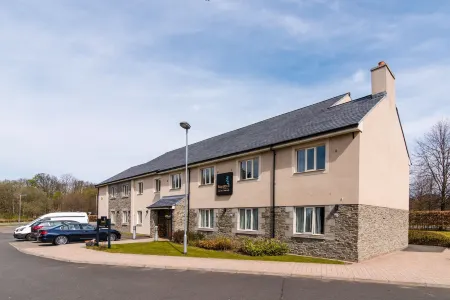 Queen of the Loch, Balloch by Marston's Inns Отели рядом с достопримечательностью «Luss Parish Church»