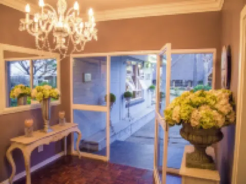 Nauntons Guest House & Wedding Venue Hotel di Ladysmith