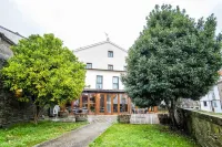 博納瓦爾阿爾達住宅飯店 Miradoiro Costa Vella附近的飯店