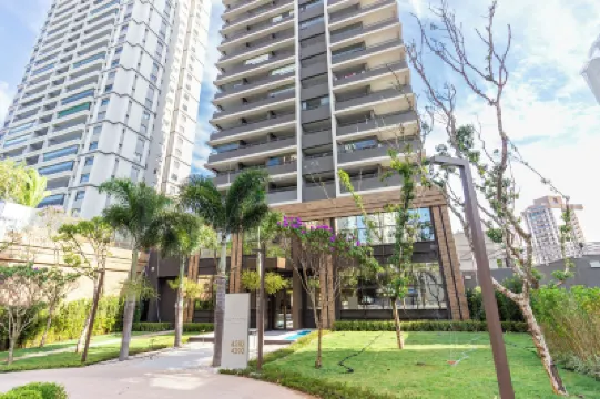 Charlie Lumiere Klabin Hotels near Monument to the Independence of Brazil