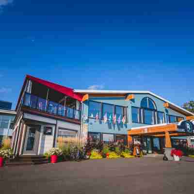 Riôtel Carleton-sur-Mer Hotel Exterior