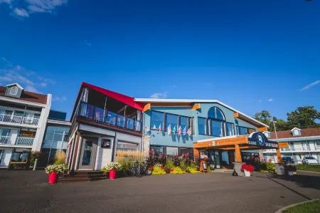 Riôtel Carleton-Sur-Mer Отели в г. Авиньон