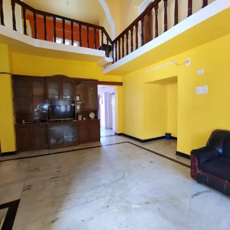 Square & Dormitory Stays Отели рядом с достопримечательностью «Anna nagar park»