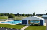 Great Lakes Inn Mackinaw City - Pools