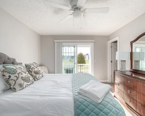 Relax in Style, Golf course Community Townhouse - 3440 Hotels in Lysander