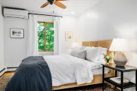 Stillwater Cottage - lakefront with chefs kitchen, fireplace, firepit