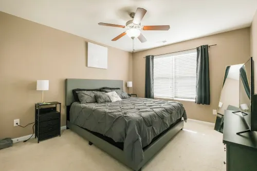 Charming 3-bedroom oasis in lovely Pooler with hot tub, king bed,  and Smart TVs