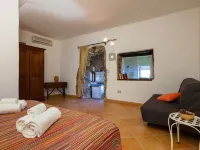 Romantic Stay Near Velia - 3-Star