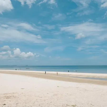 Thungwua Laen Resort