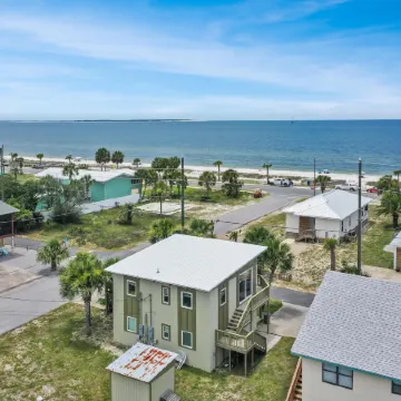 Beach View Lower